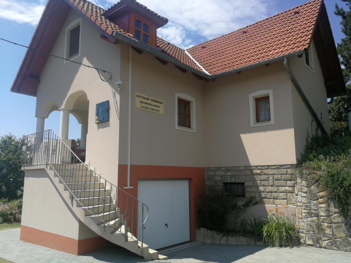 Bottyahát guesthouse Rezi Esterno foto